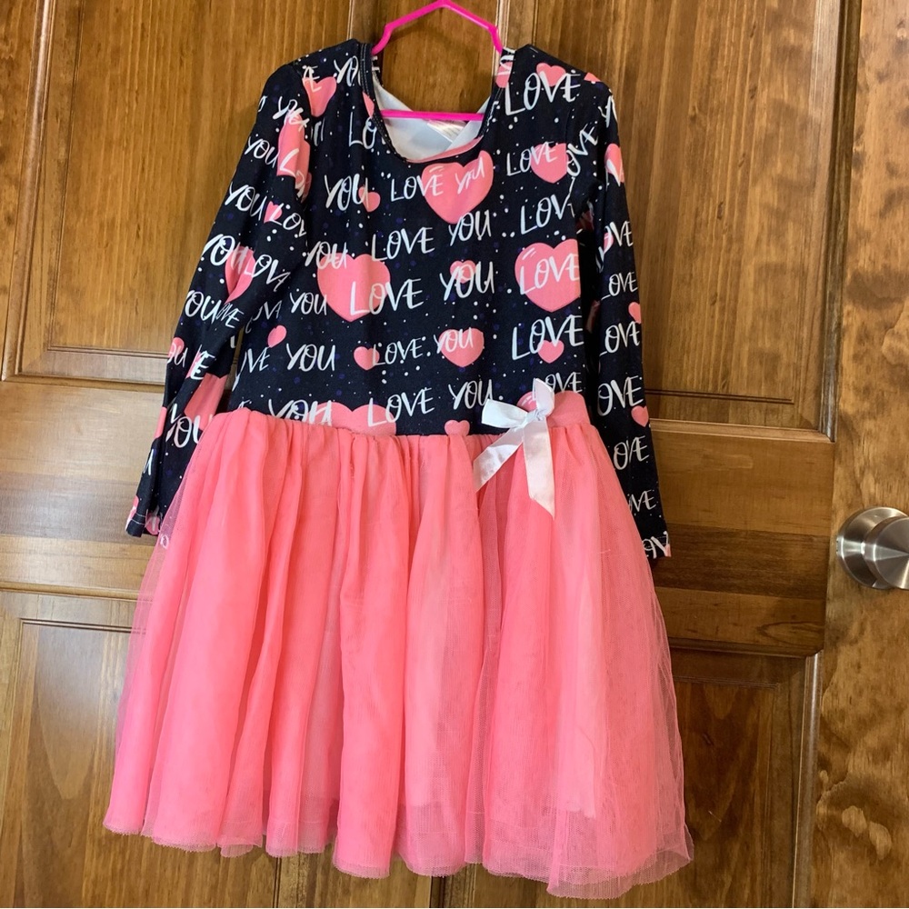 Girls 2XL (approx size 8-10) pink heart love you tulle bottom valentines dress